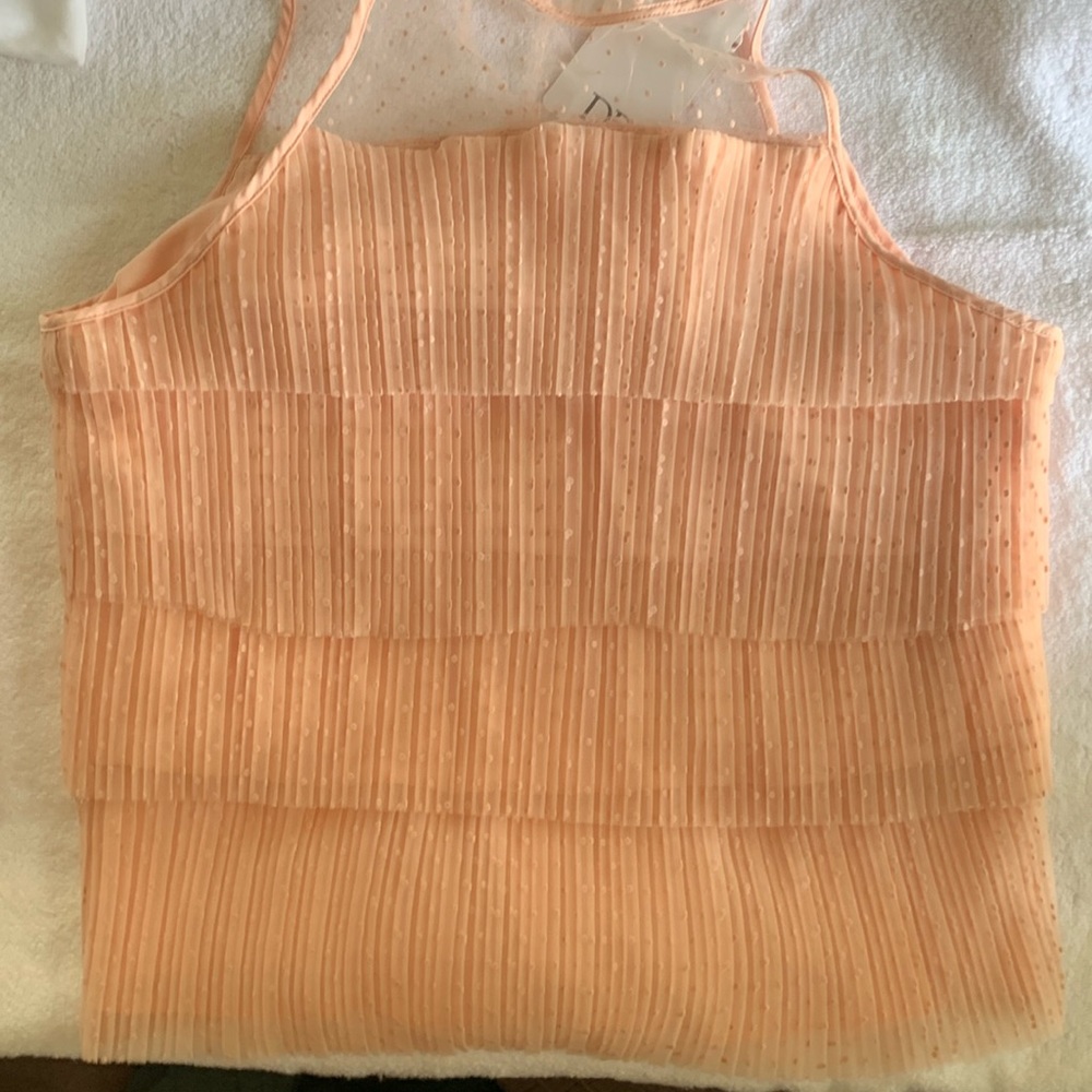 NWT DR2 top blouse sleeveless dressy holidays peach size L